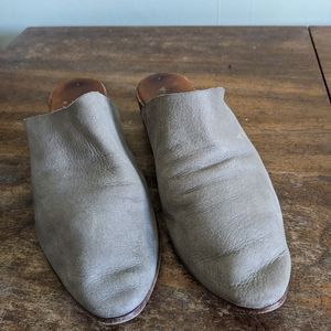 Sevilla Smith for Elizabeth Suzann Liz Mules